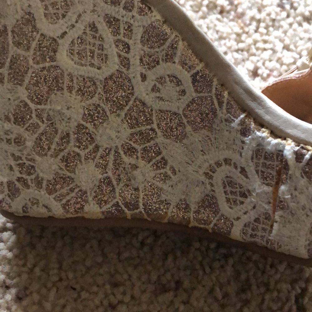 Not Rated Wedges - Picture 5 of 6